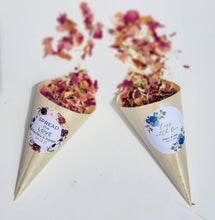 Load image into Gallery viewer, Wedding Toss Cones