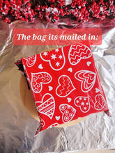 Load image into Gallery viewer, Valentine's Day Gift Box